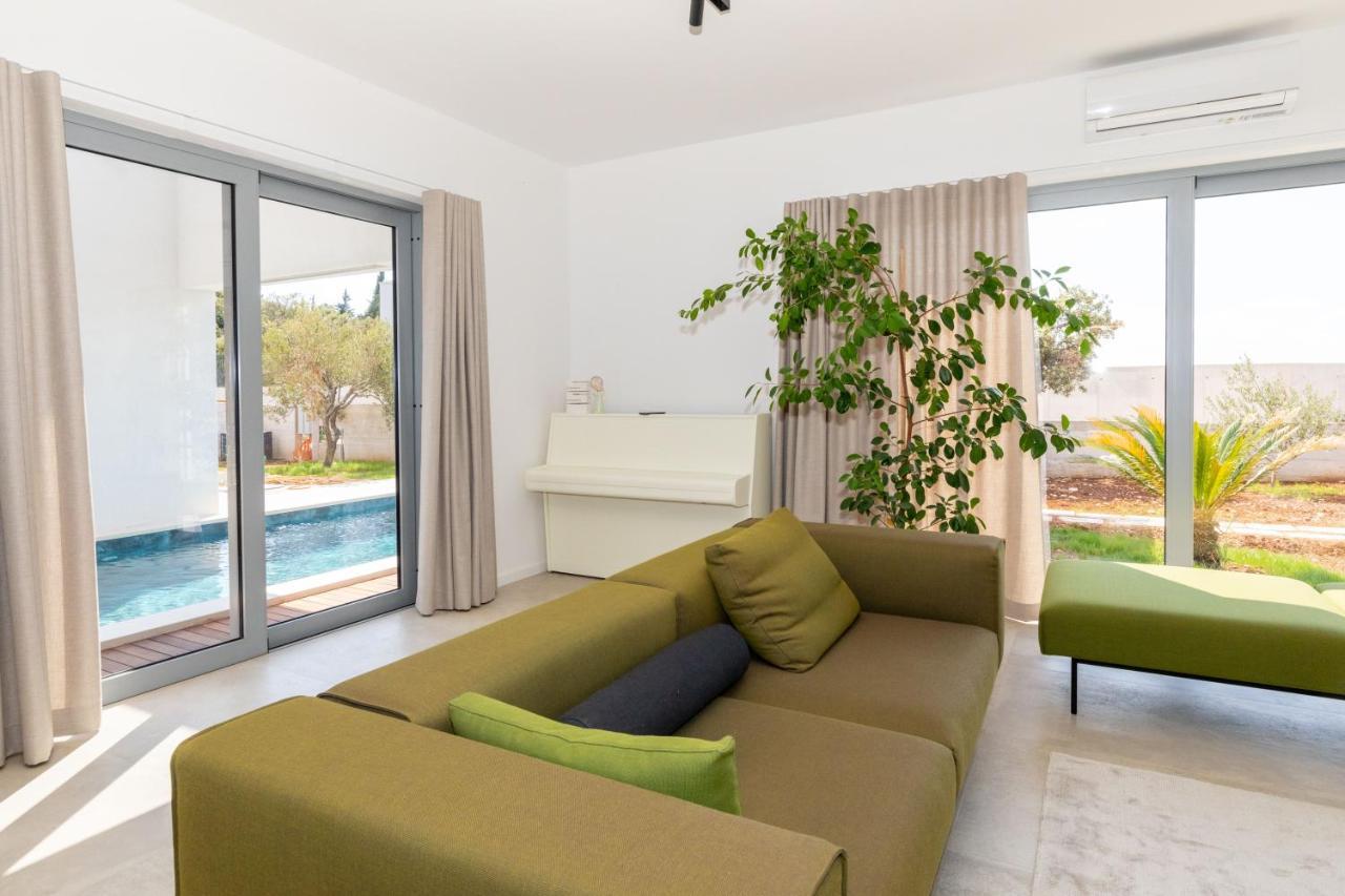 فيلا Luxury House Natanel Škrip المظهر الخارجي الصورة